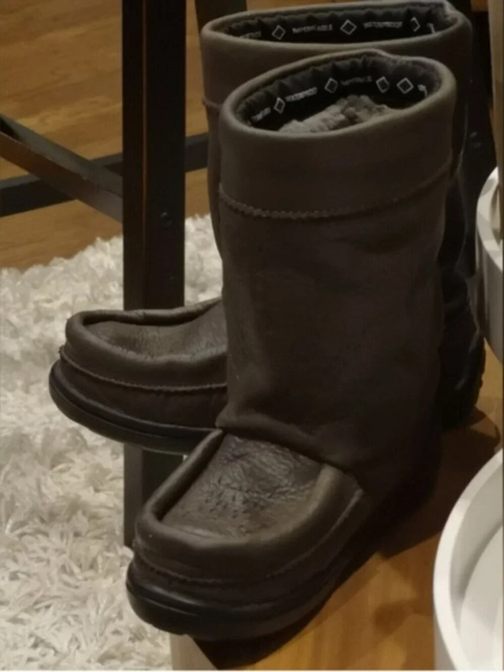MANITOBAH Mukluks Gatherer kids waterproof boots, Brown cocoa, C 10